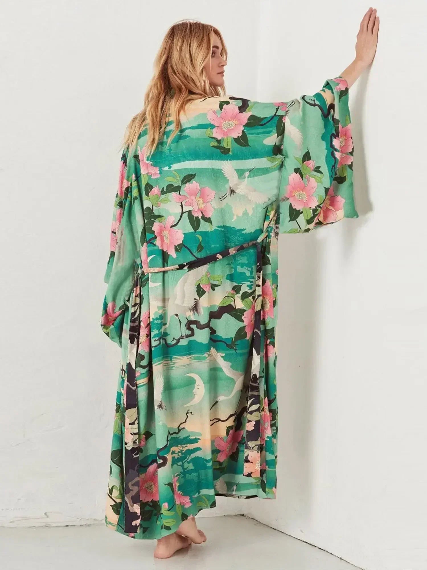 2023 Bohemian Printed Summer Beach Wear Bikini Wrap Dress Tunic Summer Women Swimsuit Cover-ups Kimono Cardigan Q996